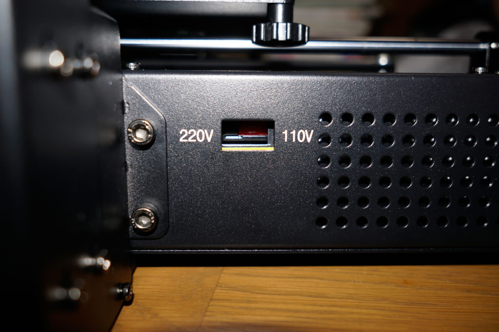3Dプリンター Anycubic i3 Mega 組み立て 電源を110V側に