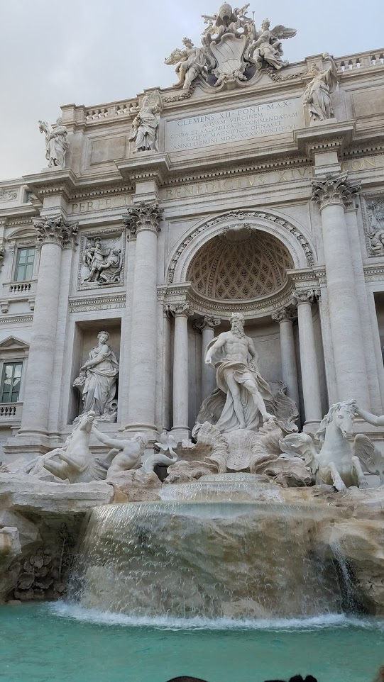 イタリア ローマ トレビの泉